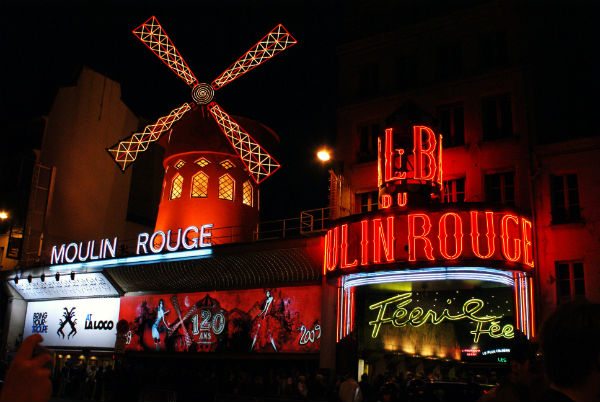 Moulin-Rouge01